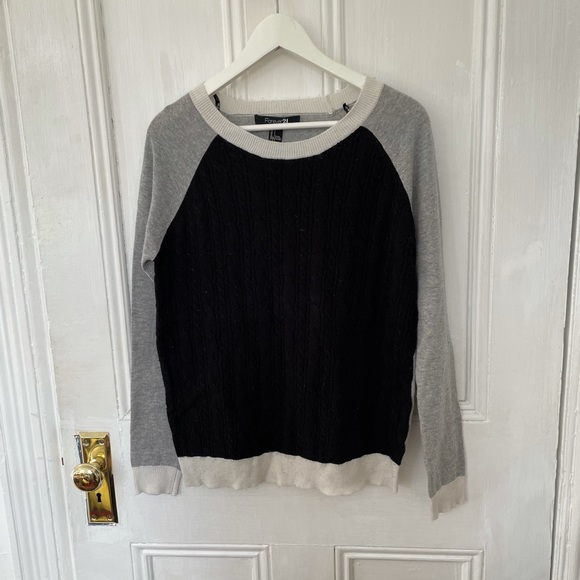 Colour block knit raglan top - Picture 4 of 5